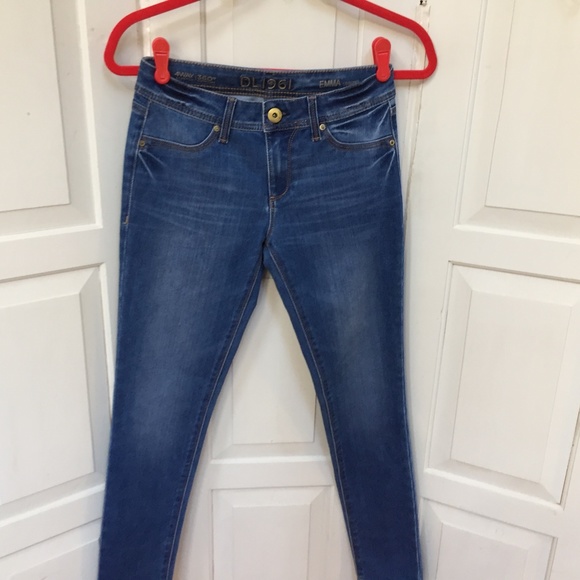 DL1961 4 Way Stretch 360 Comfort Emma Leggings - Picture 2 of 16